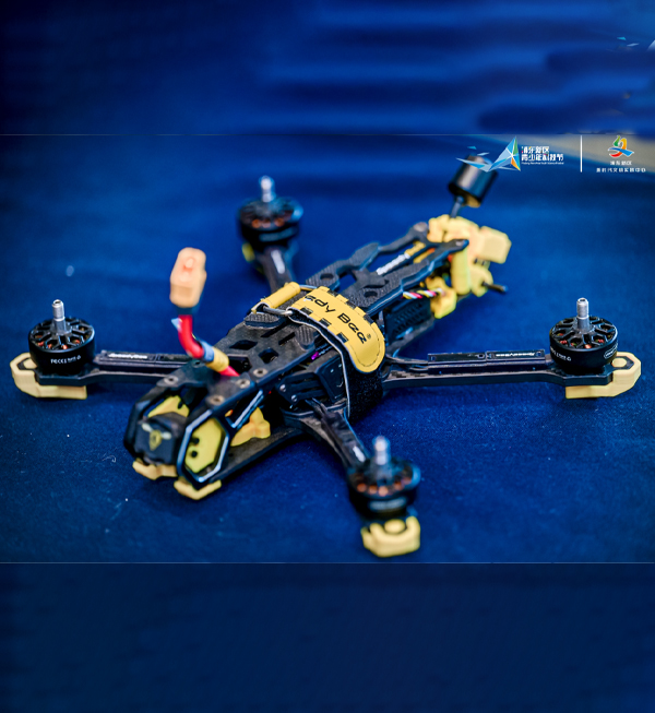 5寸穿越机   SpeedyBee